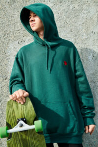 Hanorac oversize negru – model bărbătesc